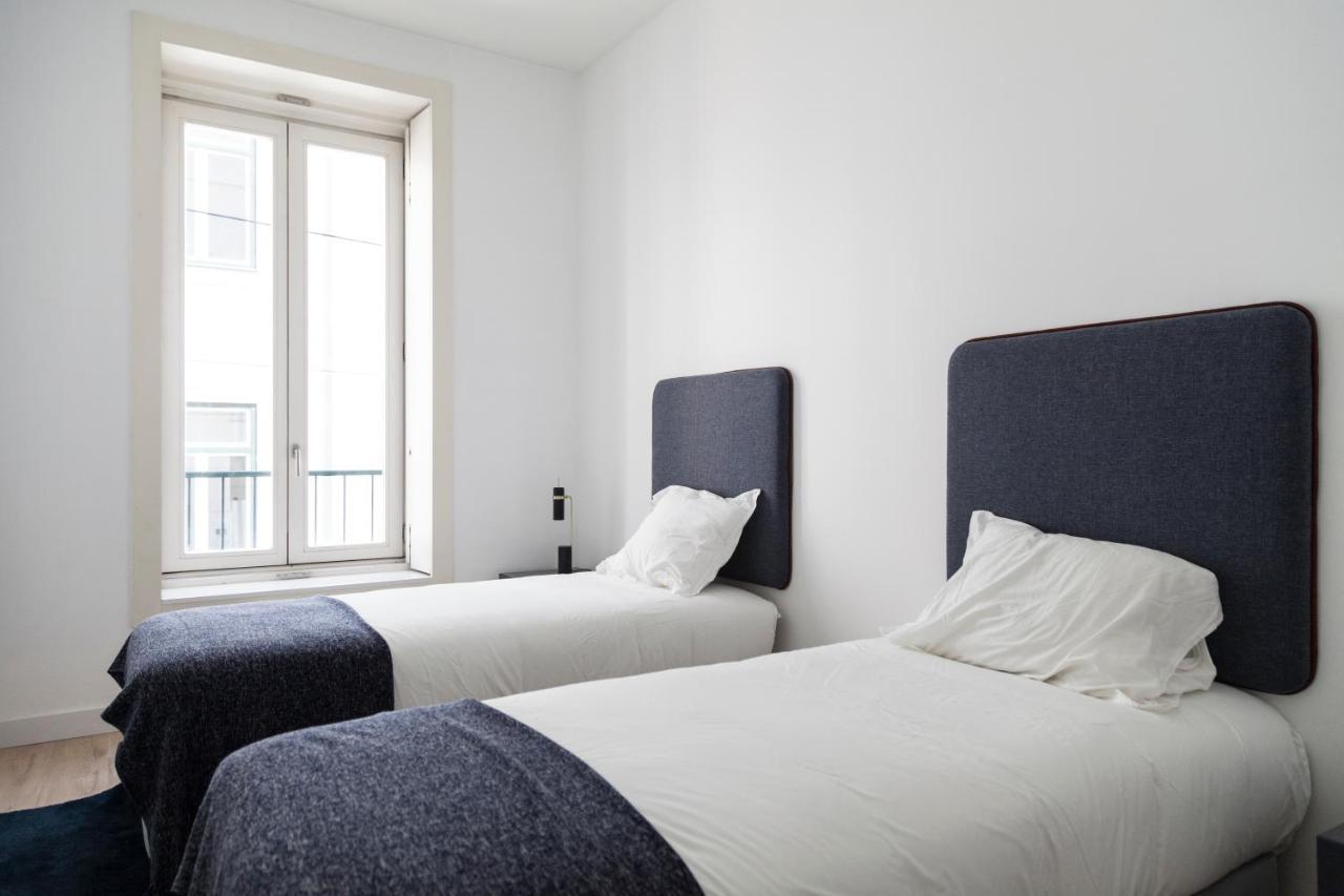 Classy 2Bdr Apartment In Downtown By Lovelystay Lisboa 外观 照片